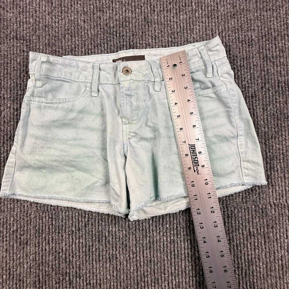Levis Womens Size 4 W27 Light Wash Cut Off Denim Shorts Frayed Hem